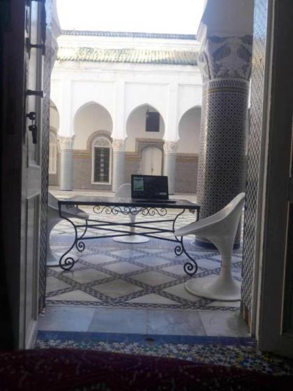Apartment with one bedroom in Fes El Bali Fes with enclosed garden and WiFi - image 3
