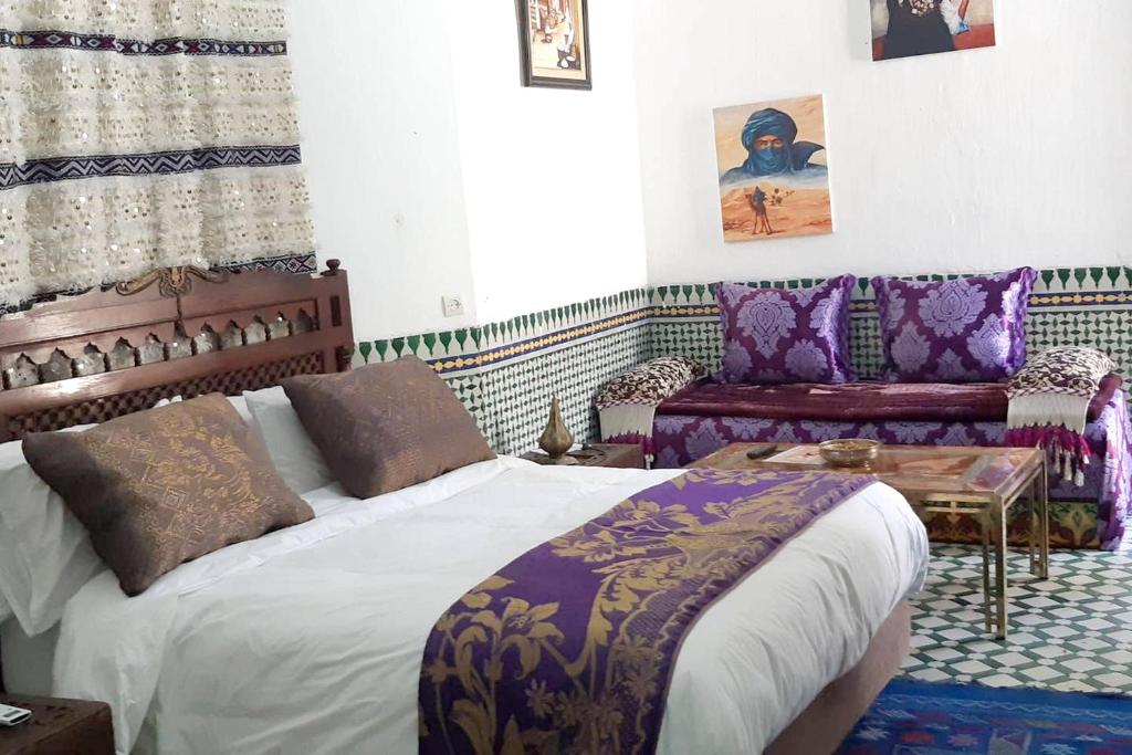 Apartment with one bedroom in Fes El Bali Fes with enclosed garden and WiFi - image 4
