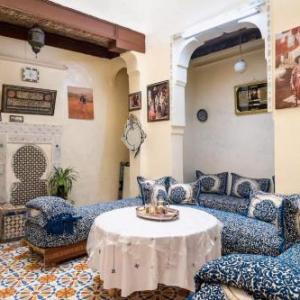 Family Room for 6 peoples Sunny Riad Inside Medina Fes El Bali