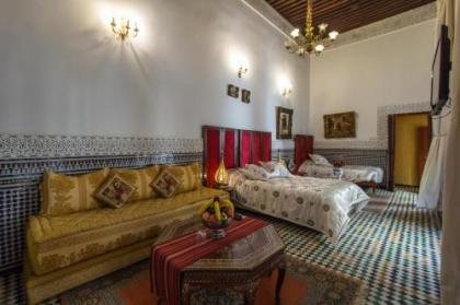 Riad Damia - image 16