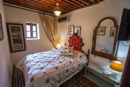 Riad Damia - image 19