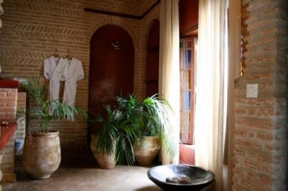 Riad Laaroussa - image 20