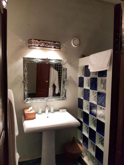 Riad Souafine - image 8