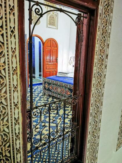 Riad Farah - image 18