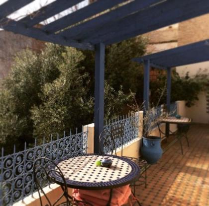 Riad Jean Claude - image 20