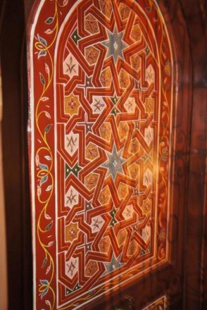 Riad Les Remparts De Fès - image 11