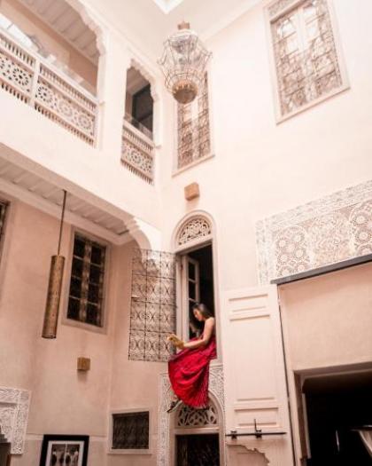 Riad Anata - image 14