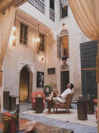 Riad Anata - image 18