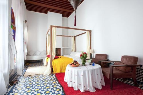 Riad Tizwa - main image