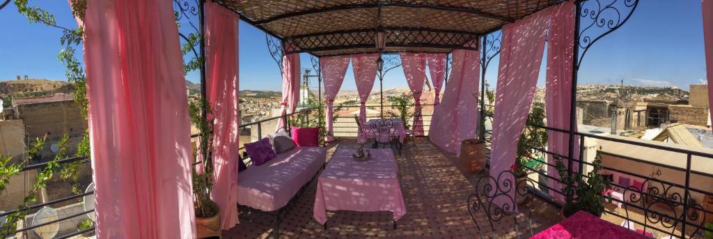 Riad Sanaa Rose - main image