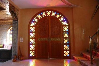 Riad Noumidya - image 15