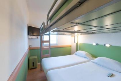 Ibis Budget Fès - image 4