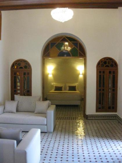 Riad Sabah - image 19