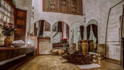 Riad Mv - image 12