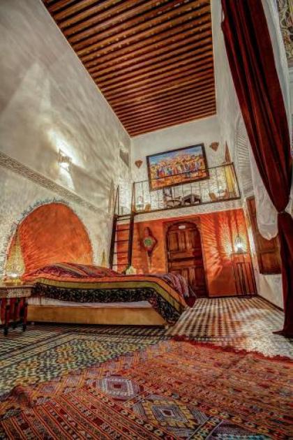 Riad Mv - image 14