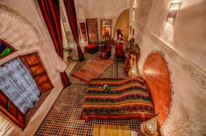 Riad Mv - image 7
