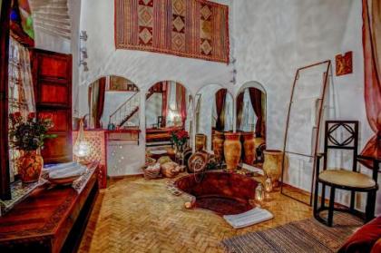 Riad Mv - image 8