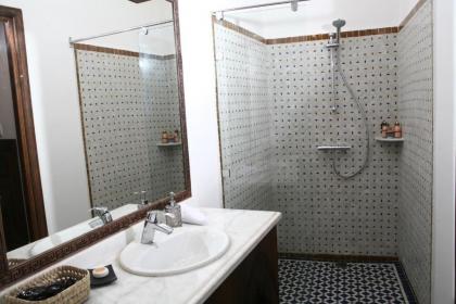 Riad Batchisarai - image 20