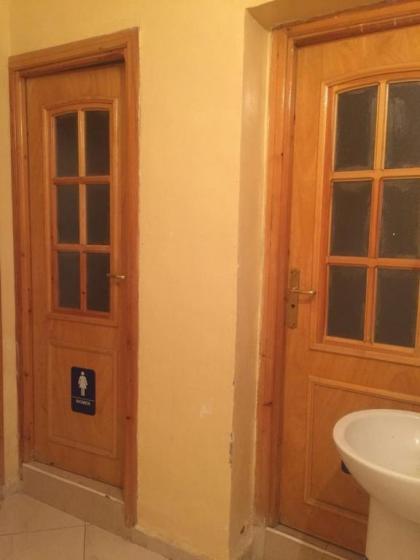 ESC Apartment - image 16