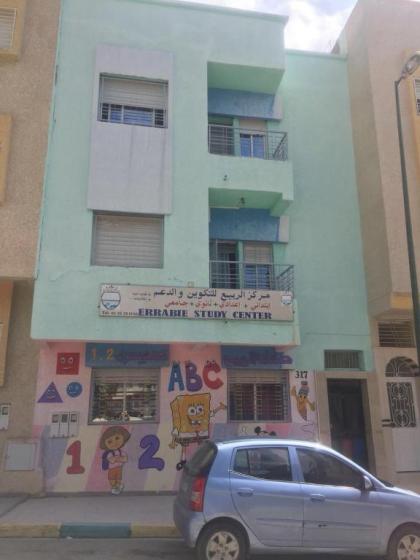 ESC Apartment - image 9