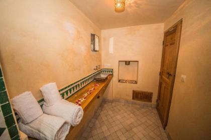 Riad Gzira Fez - image 18