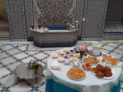 Riad Mounana - image 6