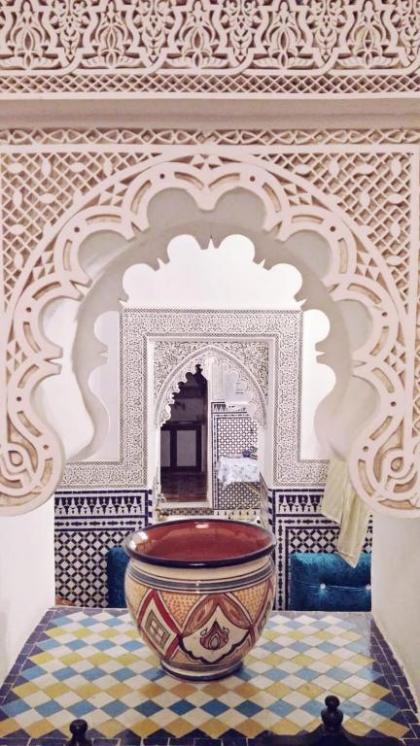 Riad Mounana - image 9