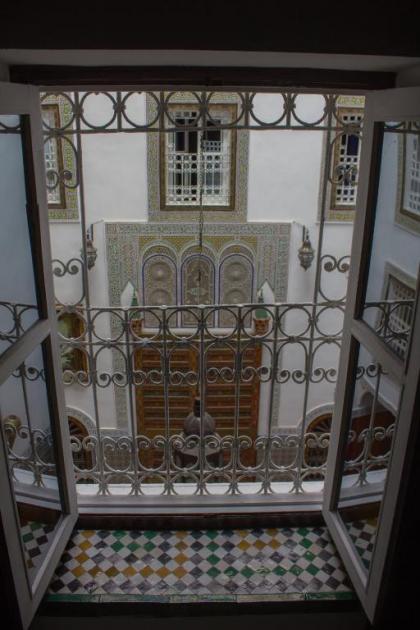 Riad Sahraui - image 15