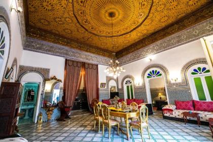 Apartment with 2 bedrooms in Fes El Bali Fes with enclosed garden and WiFi - image 13