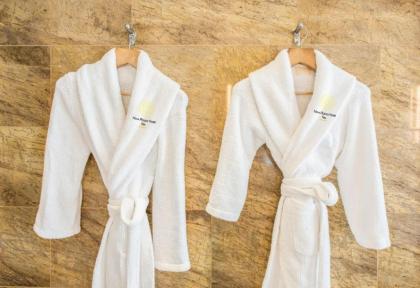 Nour Plazza Hotel - image 12