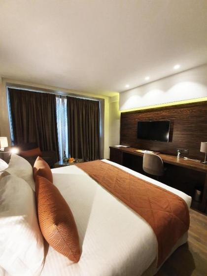 Nour Plazza Hotel - image 3