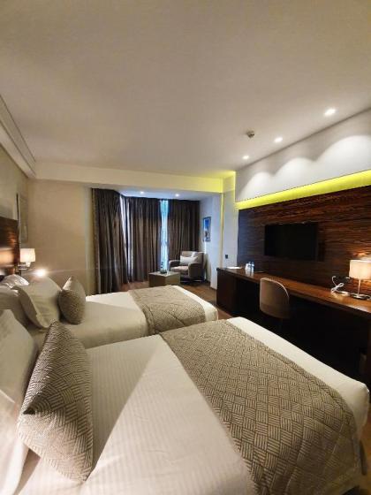Nour Plazza Hotel - image 4