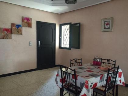 Splanding apartment downtown fes - image 3
