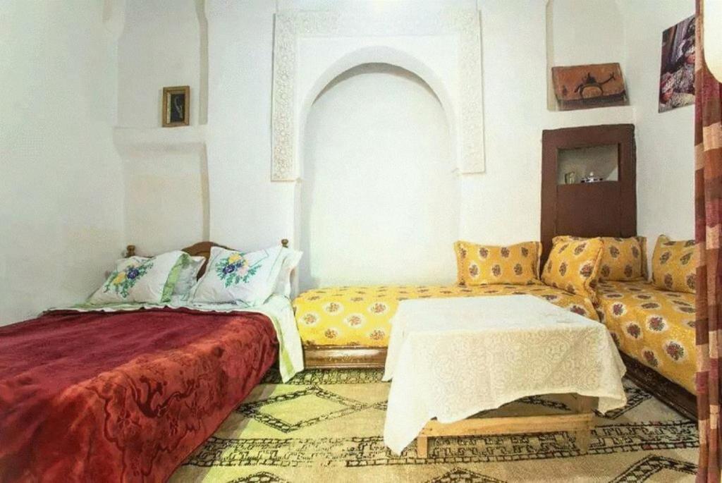 Family Room for 4 peoples Sunny Riad Inside Medina Fes El Bali - image 5